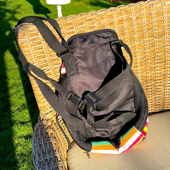 Small pet front carrier - Picture 3 of 9